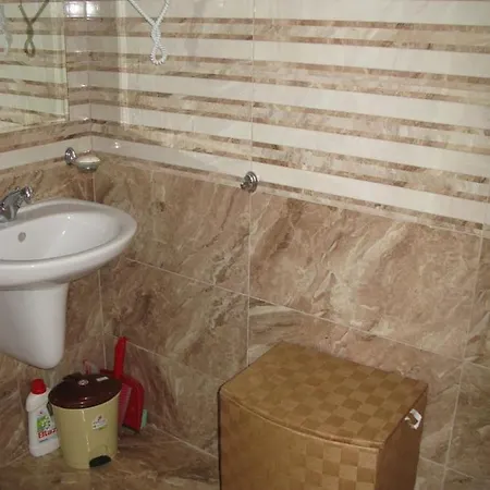 Valencia Studio Апартамент *